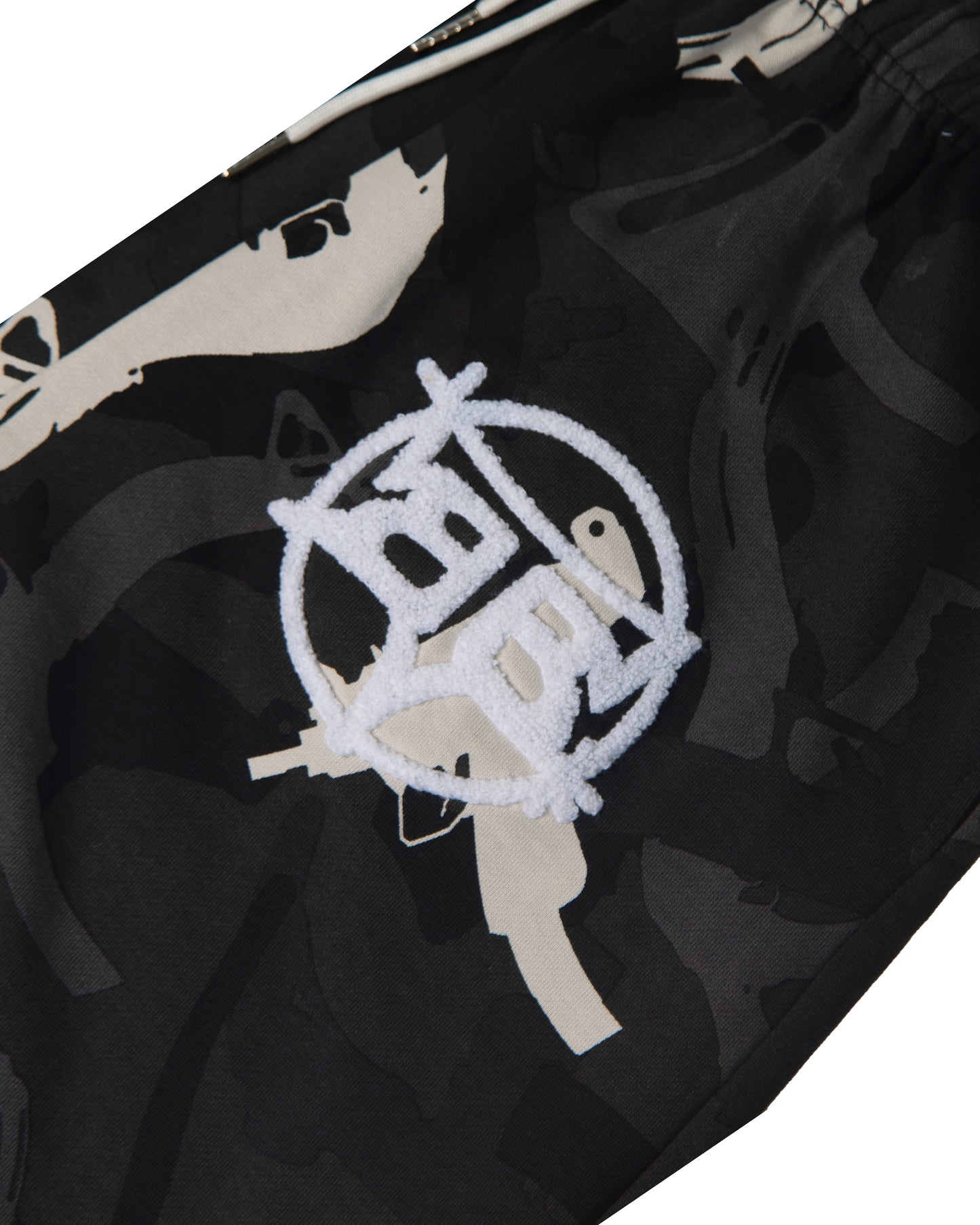 JOGGER - NEGRO - CAMO - AMOR DE BARRIO