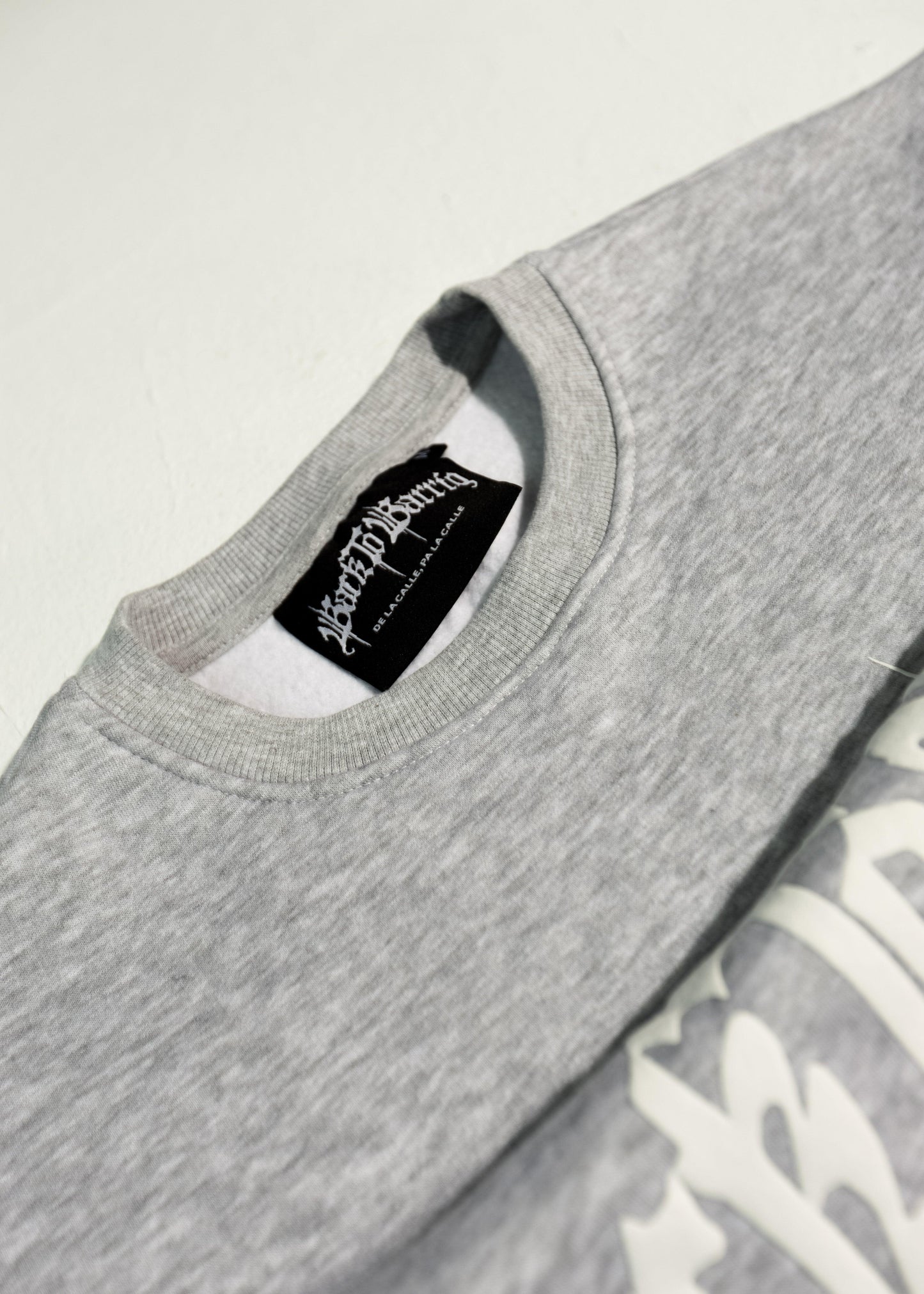 BTB - EL BARRIO - CREWNECK - GREY